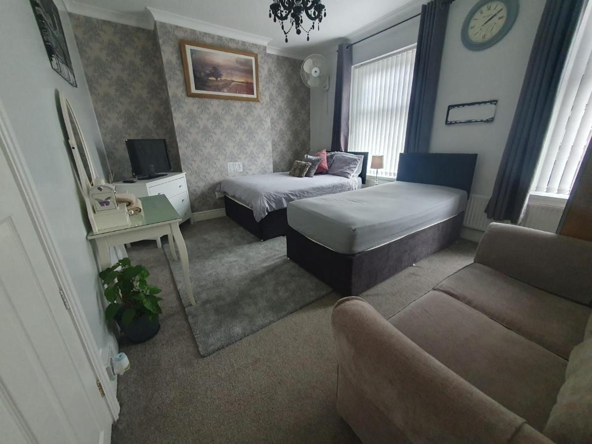 Private Luxury Double Room In Кардифф Экстерьер фото