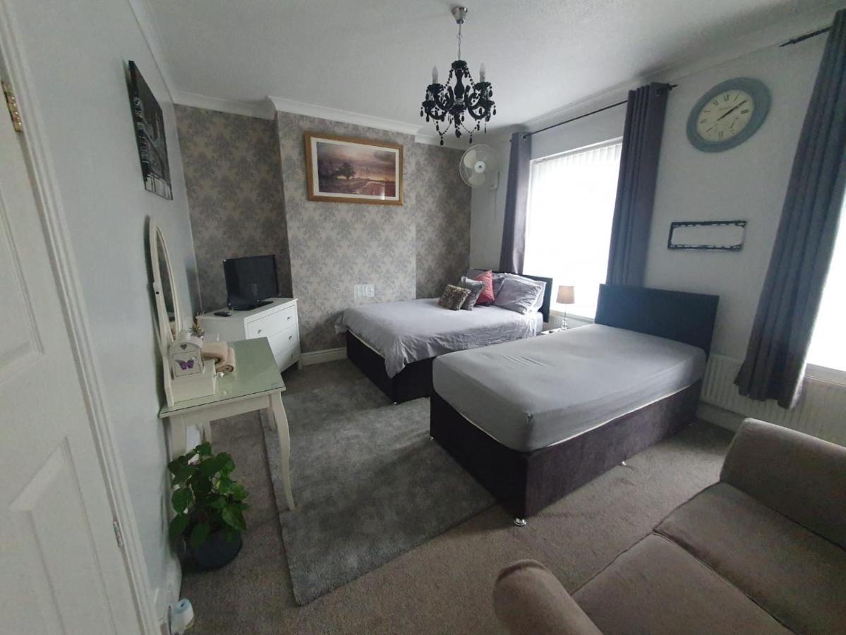 Private Luxury Double Room In Кардифф Экстерьер фото
