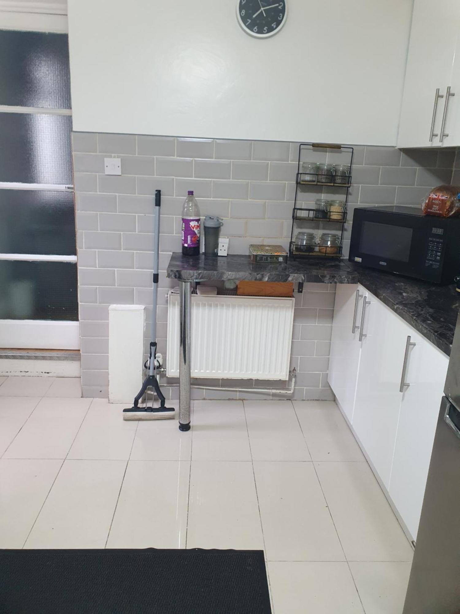 Private Luxury Double Room In Кардифф Экстерьер фото
